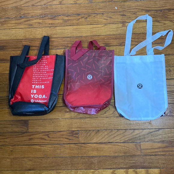 3 small Reusable Lululemon bags - Picture 1 of 5